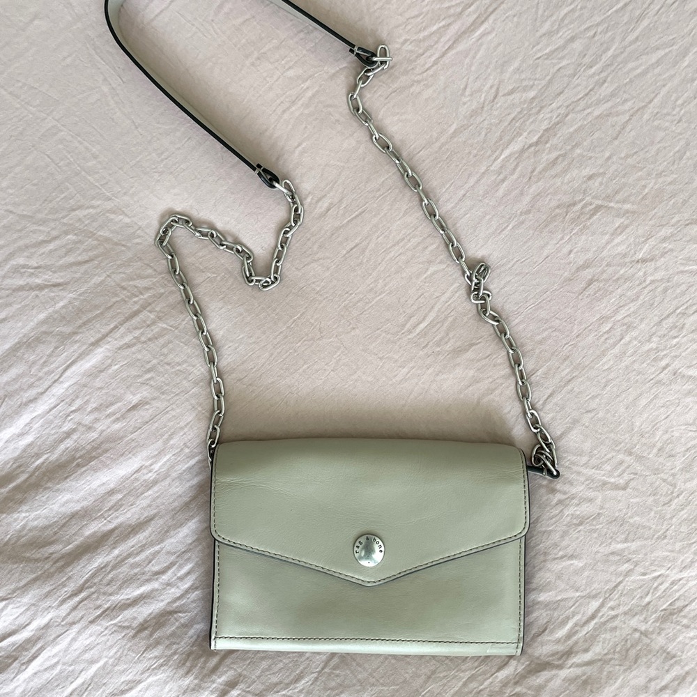 Elegant Cream Chain Strap Bag